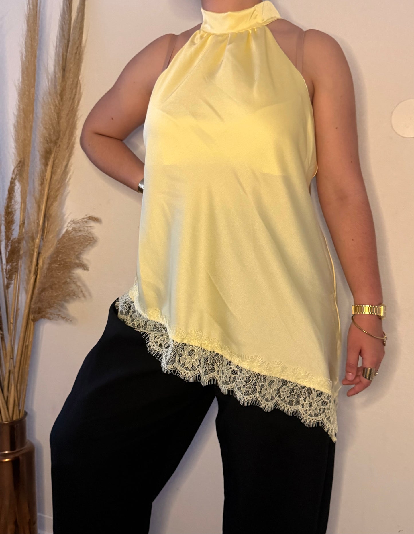 Top satin