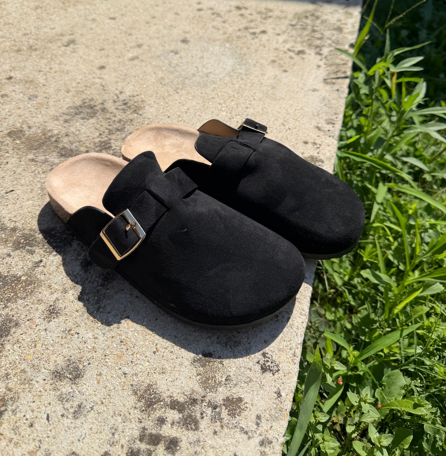 Mules en daim (2 coloris)