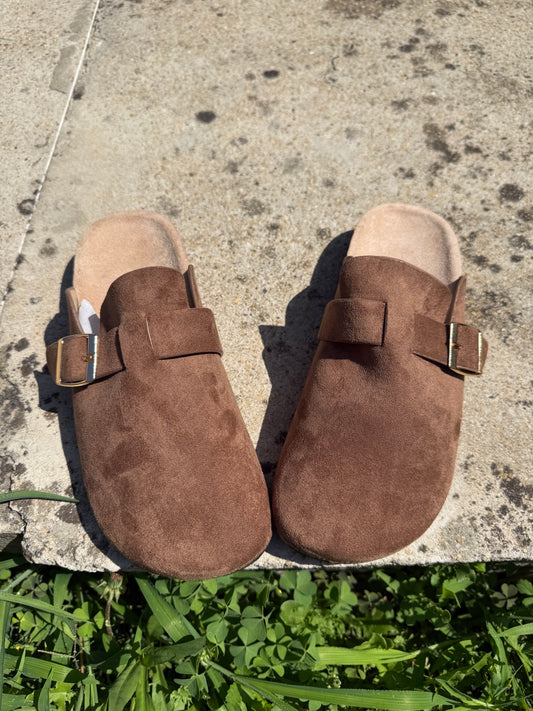 Mules en daim (2 coloris)