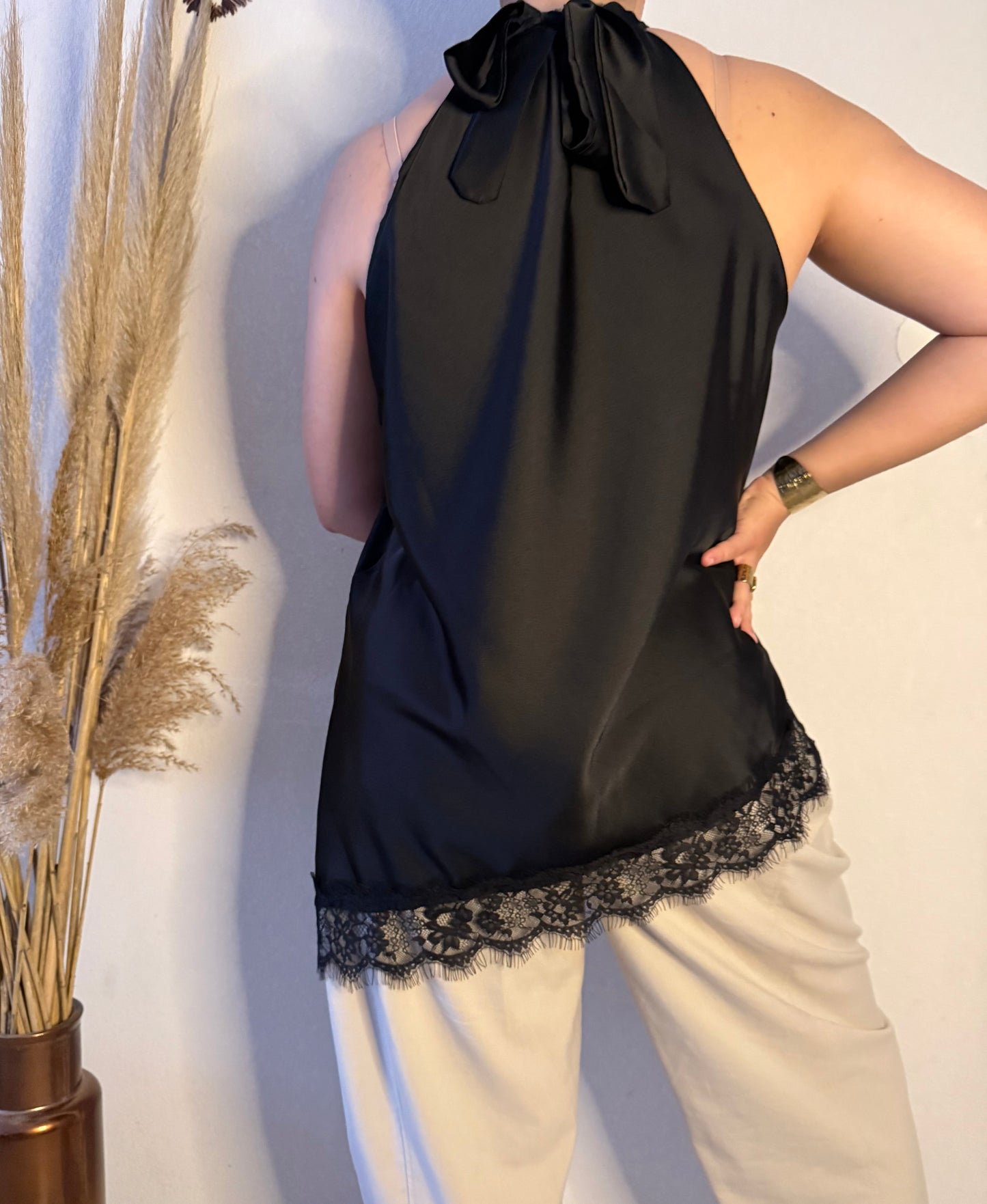 Top satin