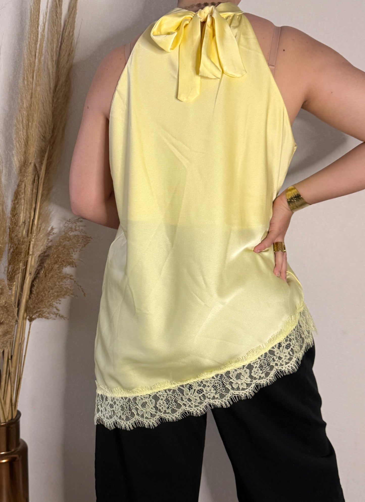 Top satin